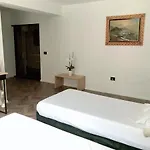 丽都酒店 酒店 Durrës