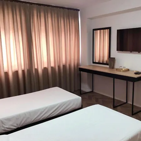 丽都酒店 3*