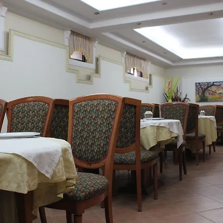 Отель Lido