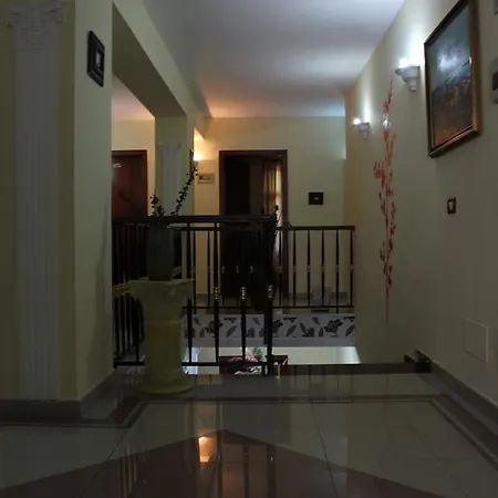 Отель Lido