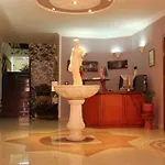 Lido Hotel 3*