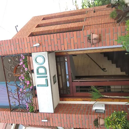 Lido فندق